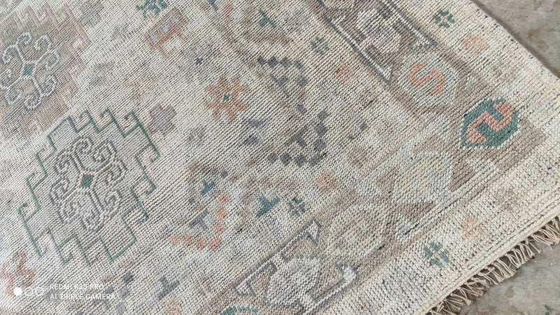 Liz 8.9x12.3 Ivory Hand-Knotted Oushak Rug | Banana Manor Rug Company