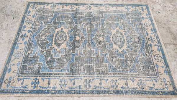 Sloane 5x5.6 Hand-Knotted Blue Oushak Rug