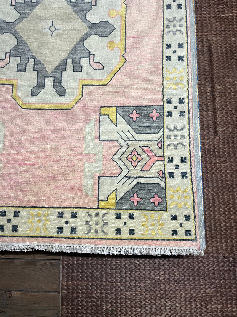 Anima 5x7 Light Pink Hand-Knotted Oushak Rug | Banana Manor Rug Company