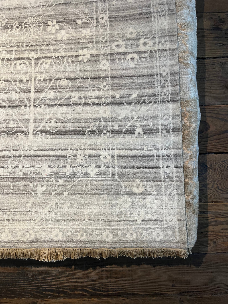 Cecilia 5x7.9 Silver and Grey Oushak Rug | Banana Manor Rug Company