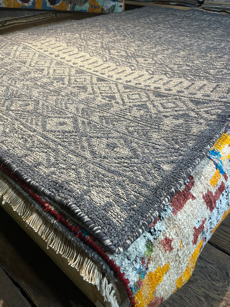 Portland 5x7.9 Hand-Knotted Grey Rug (Multiple Styles) | Banana Manor Rug Company