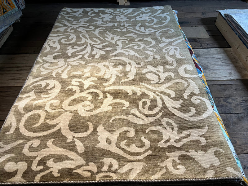 Opal 5x8 Brown and Beige Floral Rug | Banana Manor Rug Company