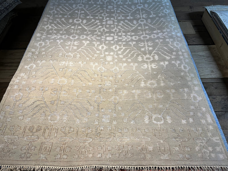 Li Xiang Tan Hand-Knotted Oushak Rug 5x8 | Banana Manor Rug Company