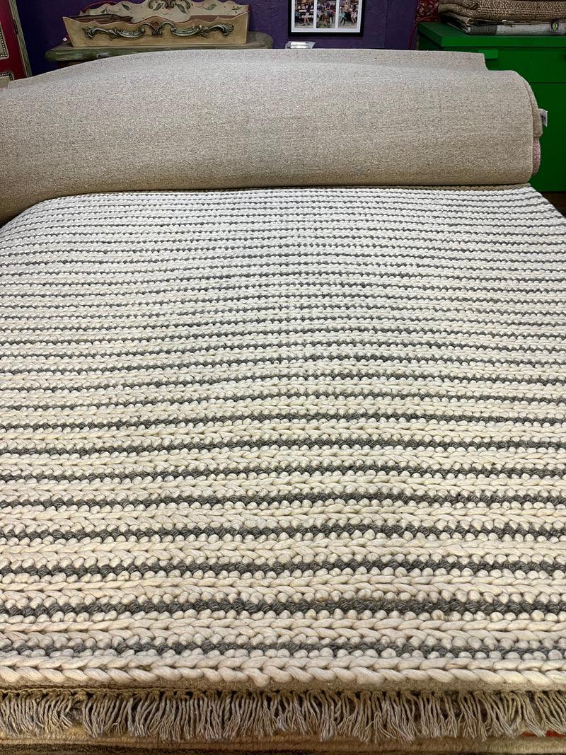 George Oscar "Gob" Bluth II  8x10 Ivory and Grey Handwoven Rug