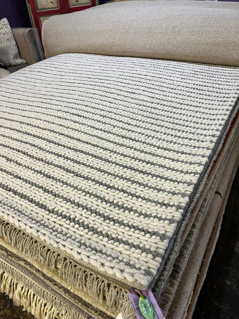 George Oscar "Gob" Bluth II  8x10 Ivory and Grey Handwoven Rug