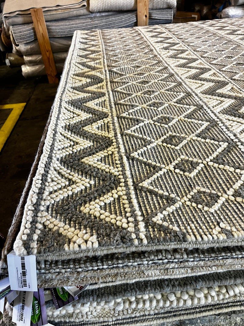 Countess Grey and Ivory Handwoven Rug 9x12