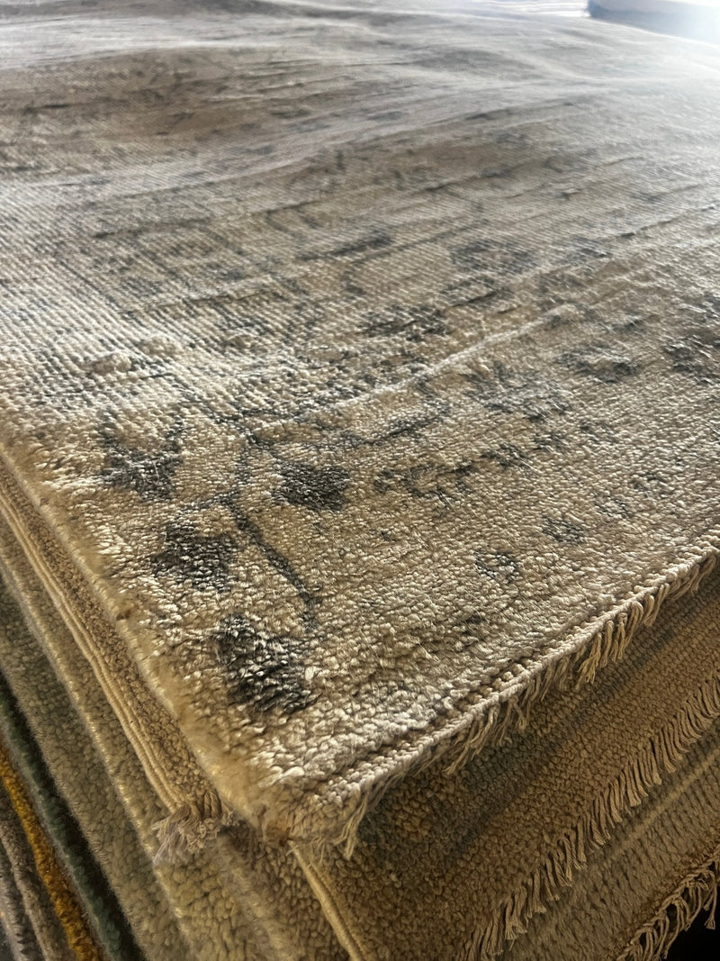 Alex McGregor Hand-Knotted Oushak Rug Beige 8x10 | Banana Manor Rug Factory Outlet