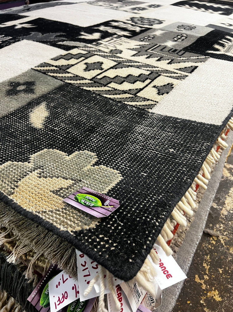 Alexis Cottrell 6x9 Black and White Hand-Knotted Patch Weave Rug | Banana Manor Rug Factory Outlet