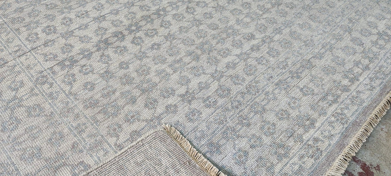 Alexis Pearl Silver and Grey Hand-Knotted Lichi Rug 6x9 | Banana Manor Rug Company