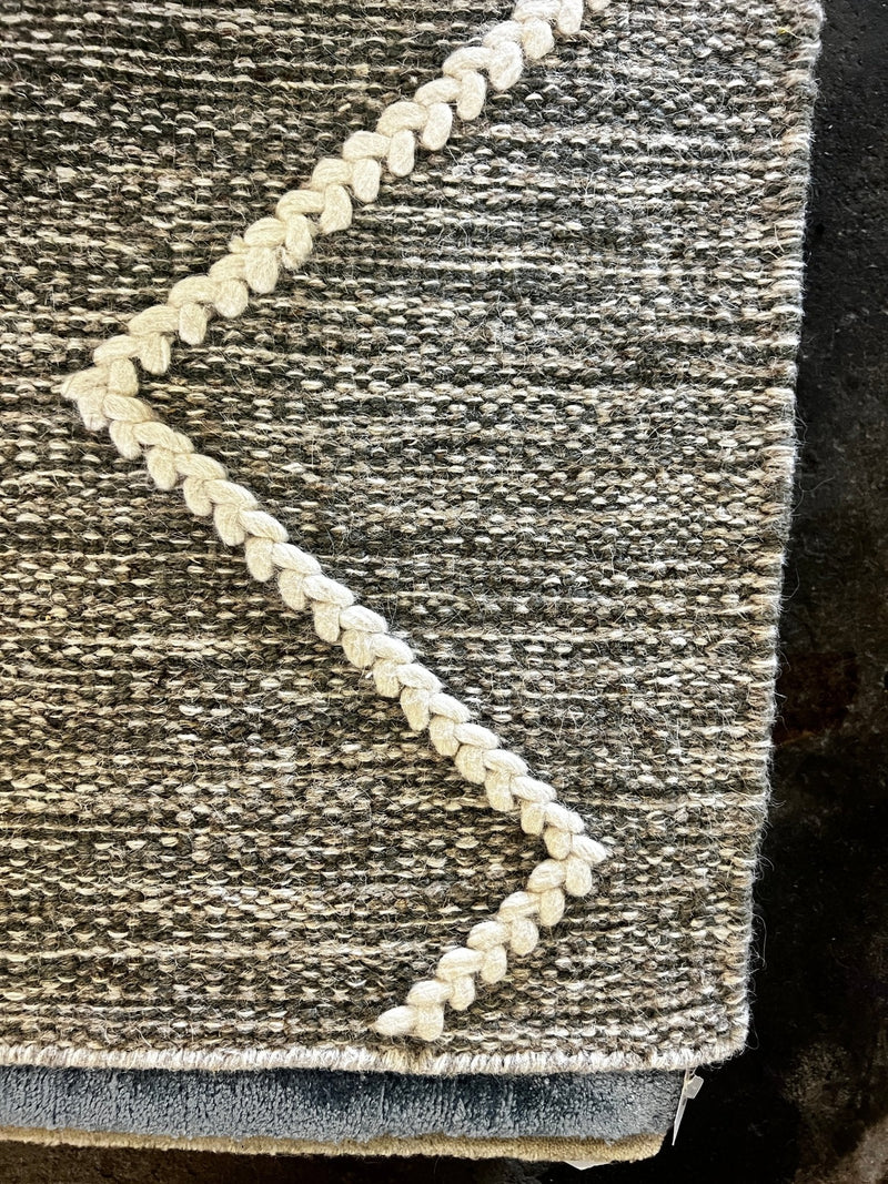 Alphonso Marina Grey and White Handwoven Modern Durrie Rug (Multiple Sizes) | Banana Manor Rug Factory Outlet