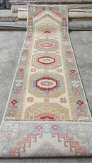 Amber Heard 2.6x10 Ivory Hand-Knotted Oushak Runner | Banana Manor Rug Company