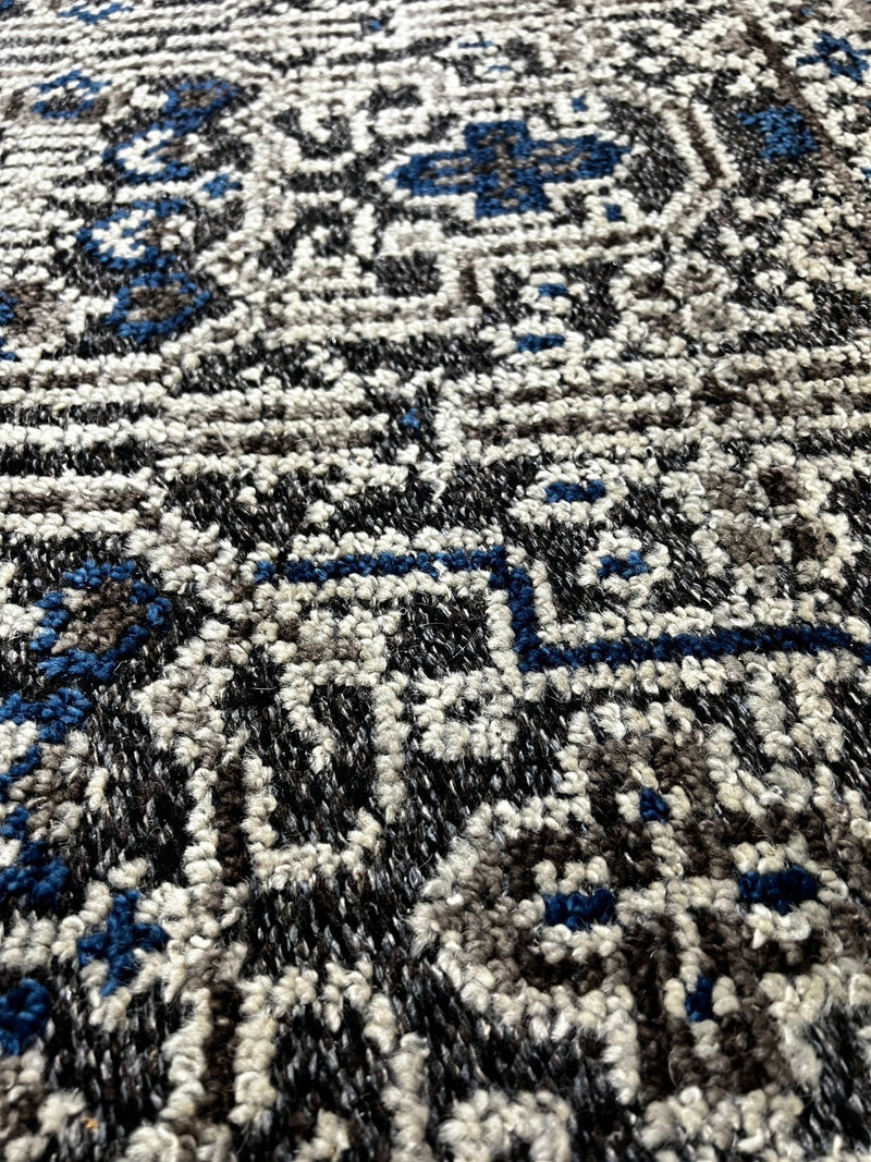 Andrea Berntzen 5.6x8 Blue and Natural Hand-Knotted Modern Rug | Banana Manor Rug Factory Outlet