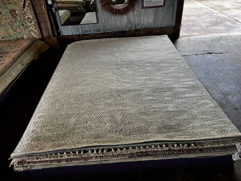 Andrei Smirnov Hand-Knotted Modern Rug Ivory and Grey High-Low 9x12 | Banana Manor Rug Company