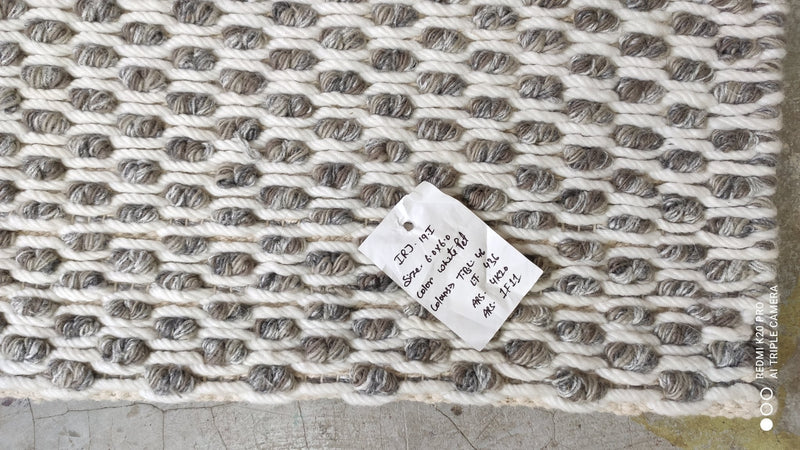 Andy Summers 6x6 White and Gray Handwoven Durrie Rug | Banana Manor Rug Company