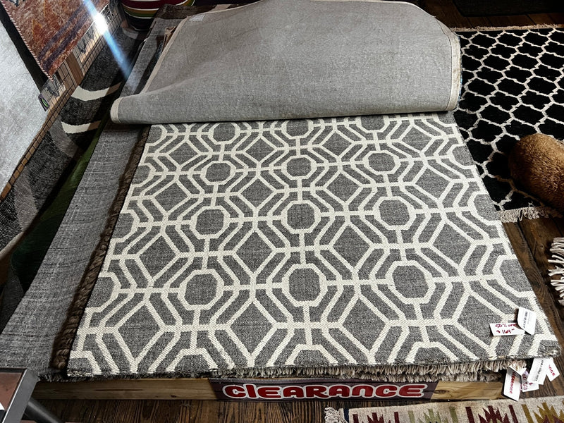 Andy Travis 5x8 Durrie Rug | Banana Manor Rug Factory Outlet