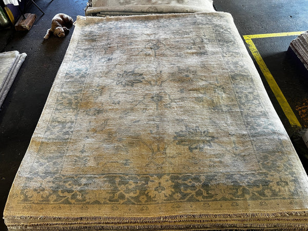 Angeline Guido 8x9.9 Ivory and Green Hand-Knotted Oushak Rug | Banana Manor Rug Factory Outlet