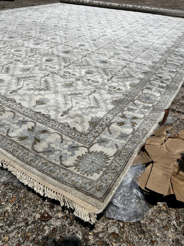 Anishka Clarke 12x15 Ivory Hand-Knotted Herati Rug | Banana Manor Rug Factory Outlet