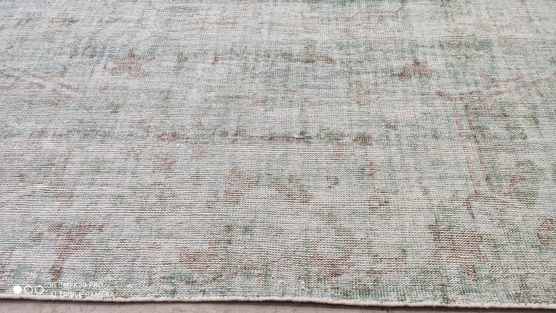 Antonelli 8x10.3 Light Green Hand-Knotted Modern Rug | Banana Manor Rug Company