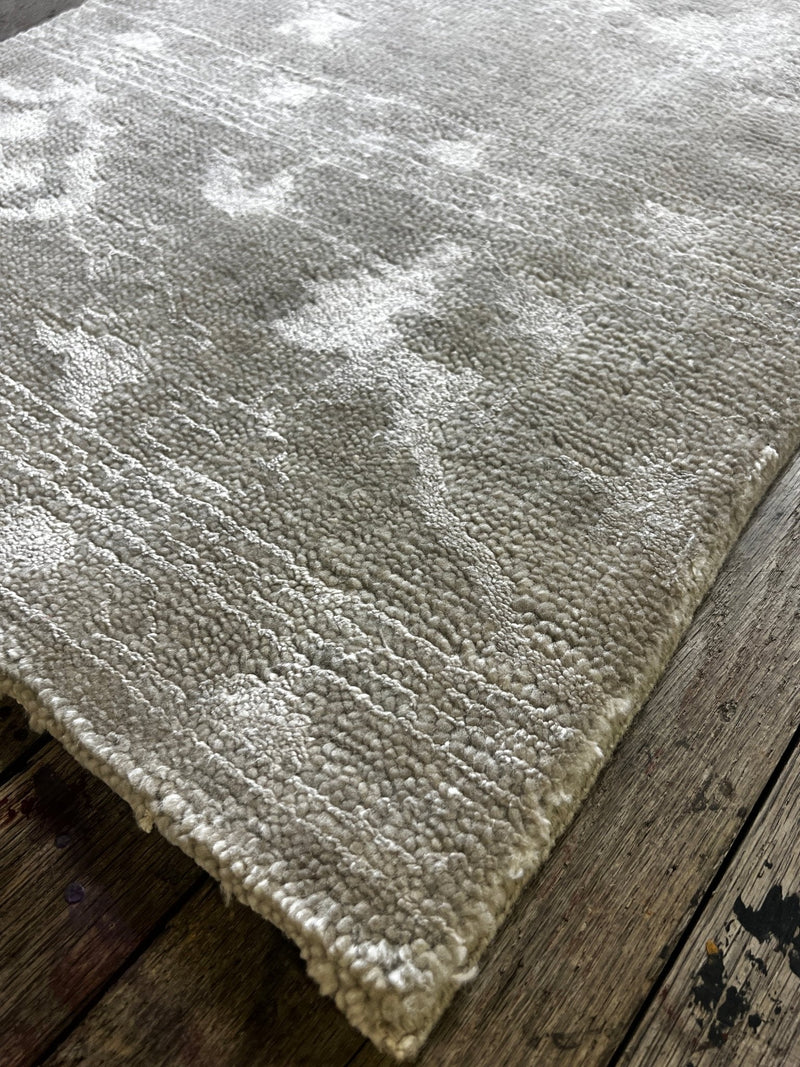 "Arcene" Soft Beige Hand-Knotted Oushak 8x10 | Banana Manor Rug Company