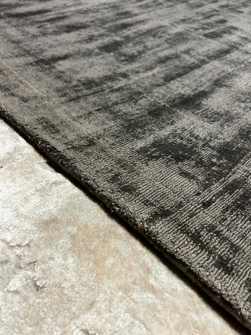 Aunt Em 4.6x6.6 Viscose Rug | Banana Manor Rug Factory Outlet