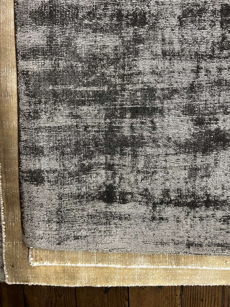 Aunt Em 4.6x6.6 Viscose Rug | Banana Manor Rug Factory Outlet