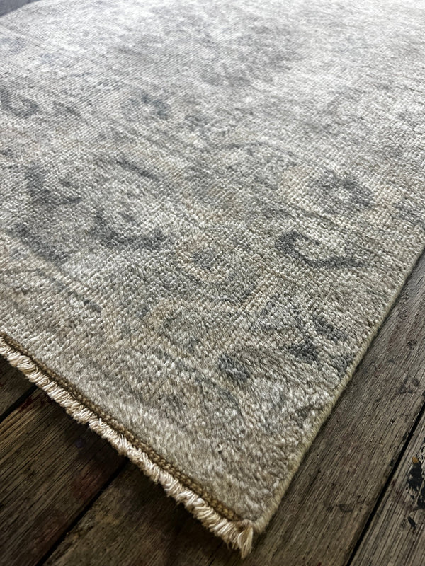 "Avaset" Grey Hand-Knotted Oushak 8x10 | Banana Manor Rug Company