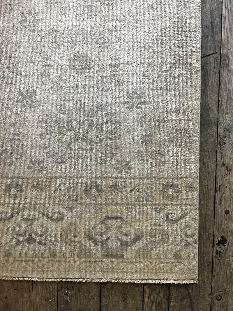 "Avaset" Grey Hand-Knotted Oushak 8x10 | Banana Manor Rug Company