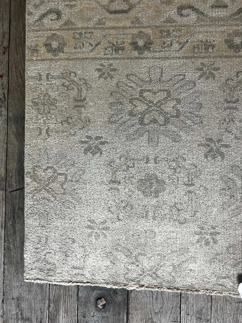 "Avaset" Grey Hand-Knotted Oushak 8x10 | Banana Manor Rug Company