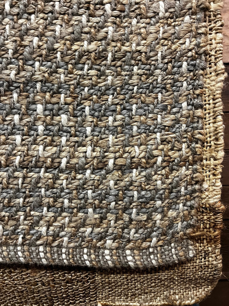 Balthazar Jones Handwoven Natural and Gray Wool and Jute Rug (multiple sizes) | Banana Manor Rug Factory Outlet