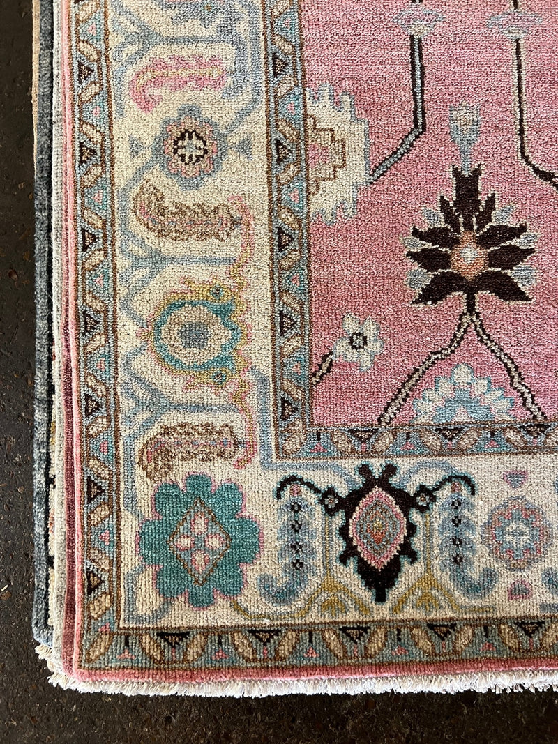 Beatrice 8x10 Pink and Ivory Hand-Knotted Oushak Rug | Banana Manor Rug Company