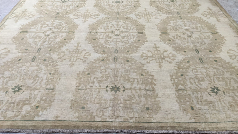 Bebe 9.9x13 Gold Hand-Knotted Oushak Rug | Banana Manor Rug Company