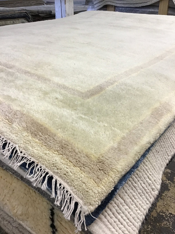 Beldar 6x9 Cream and Tan Hand-Knotted Rug | Banana Manor Rug Company