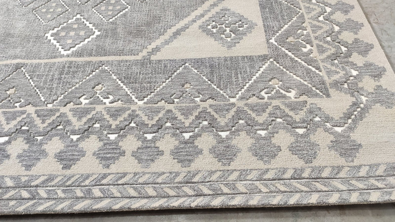 Bijou 10x13 Silver and Grey Hand-Tufted Rug | Banana Manor Rug Company