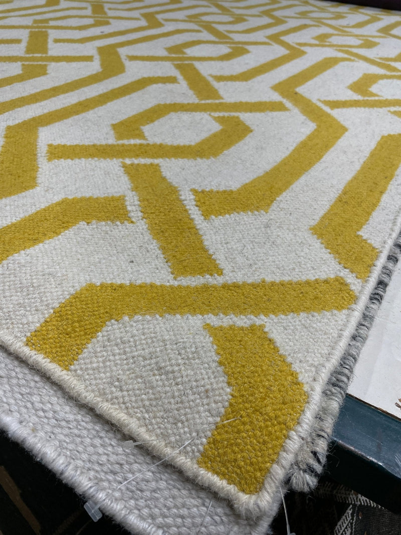 Brad Wesley 7.9x10 Durrie Rug | Banana Manor Rug Company