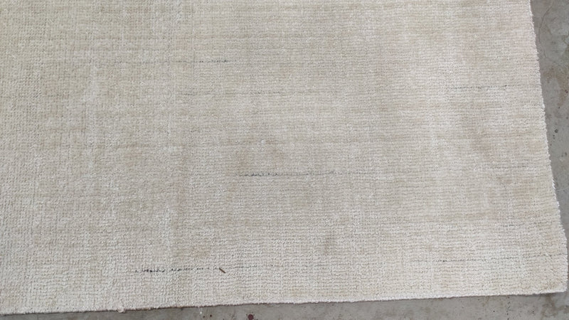 Bravo 5.3x8.9 Handwoven Off White Viscose Rug | Banana Manor Rug Company