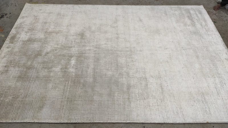 Brett Handwoven Off White Viscose Rug | Banana Manor Rug Company