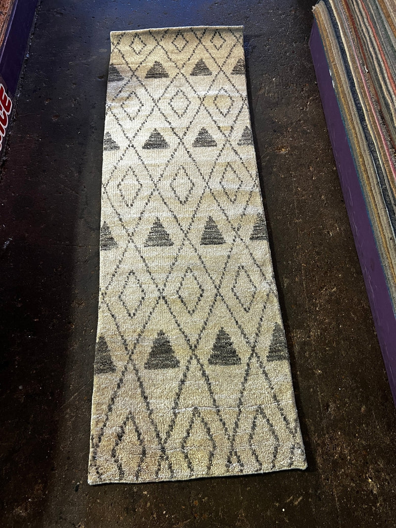 Bryan Brown Hand-Knotted Berber Runner Ivory and Grey (Various Sizes) | Banana Manor Rug Factory Outlet