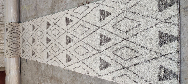 Bryan Brown Hand-Knotted Berber Runner Ivory and Grey (Various Sizes) | Banana Manor Rug Company