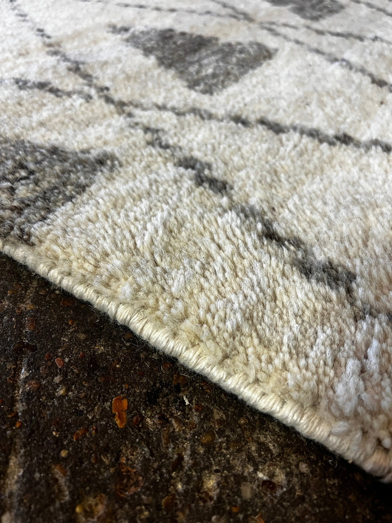 Bryan Brown Hand-Knotted Berber Runner Ivory and Grey (Various Sizes) | Banana Manor Rug Factory Outlet