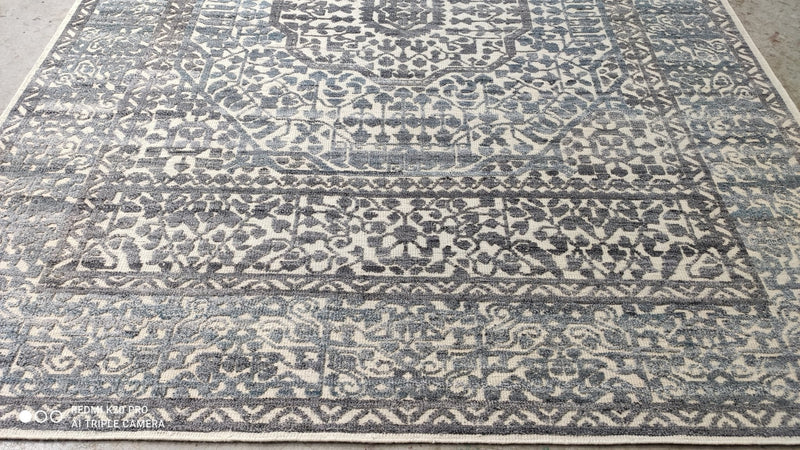 Carlos Monzon 9x12 Grey and Ivory Hand-Knotted Rug | Banana Manor Rug Company