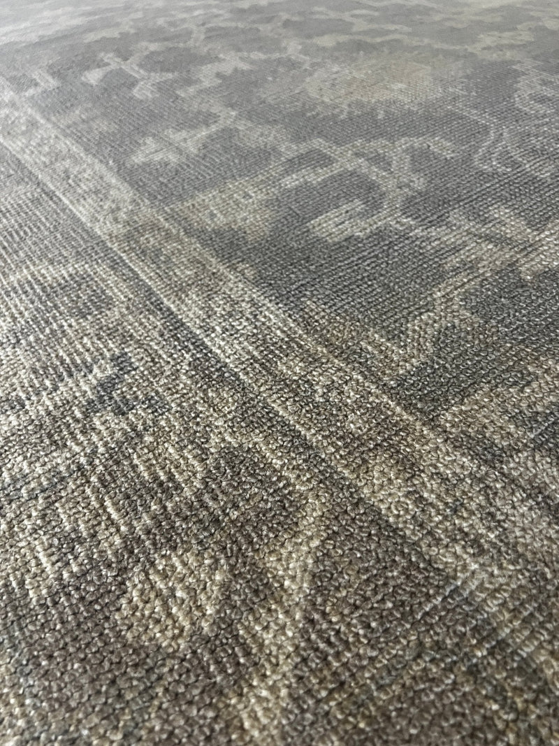 Carrie Barron 7.9x9.9 Silver and Grey Hand-Knotted Oushak Rug | Banana Manor Rug Factory Outlet