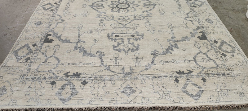 Catherine Guinness 8.9x11.9 Ivory and Grey Hand-Knotted Oushak Rug | Banana Manor Rug Company