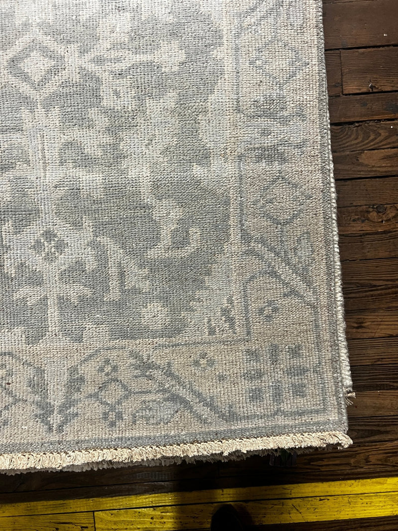 Cheryl Van Duyne Silver and Grey Hand-Knotted Runner 2.9x8.9 | Banana Manor Rug Company