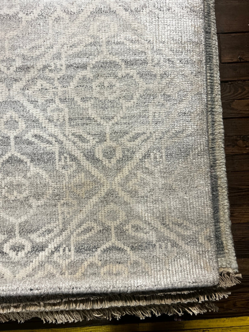 Cheryl Van Duyne Silver and Grey Hand-Knotted Runner 2.9x8.9 | Banana Manor Rug Company