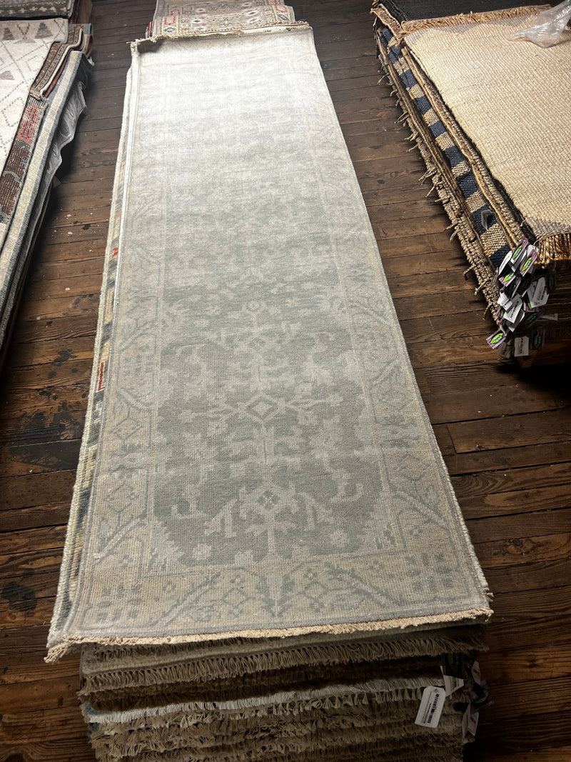 Cheryl Van Duyne Silver and Grey Hand-Knotted Runner 2.9x8.9 | Banana Manor Rug Company