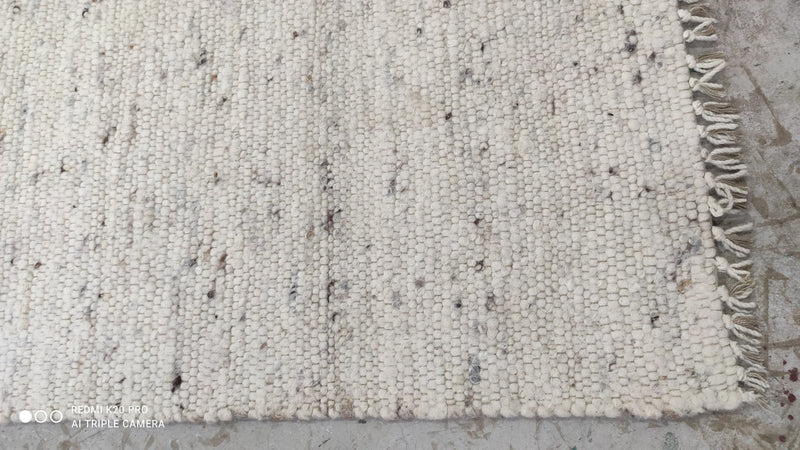 Chopra 4.3x6.6 Handwoven White Durrie Rug | Banana Manor Rug Company