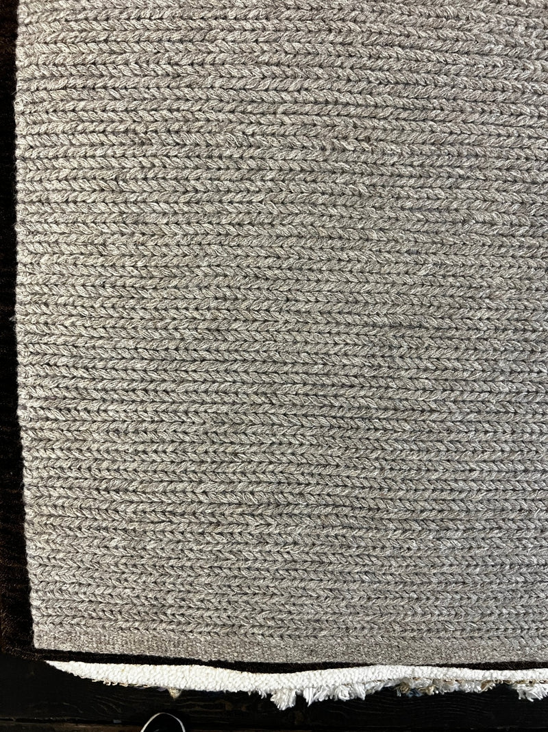 Cimorene 5.3x7.6 Grey Handwoven Soumak Rug | Banana Manor Rug Company