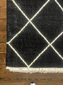 Cody the Bear 5.6x7.6 Handwoven Black and White Diamond Rug | Banana Manor Rug Company