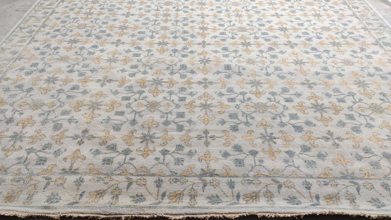 Colin 11x15 Handknotted Carpet | Banana Manor Rug Company