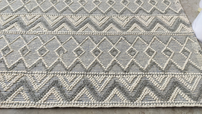 Countess Grey and Ivory Handwoven Rug 9x12 | Banana Manor Rug Company